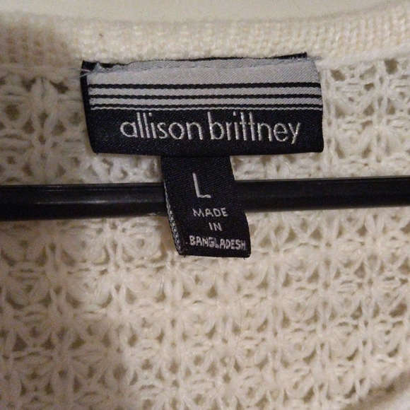 Allison Brittney Large Cream color sweater like blouse - Picture 2 of 6